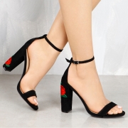 Women's Fashion Open Toe Ankle Strap Floral Embroidery Block Heels Sandals