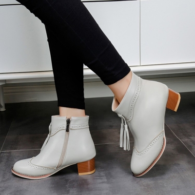 Women's Vintage Solid Block Heels Boots with Tassel stylesimo.com