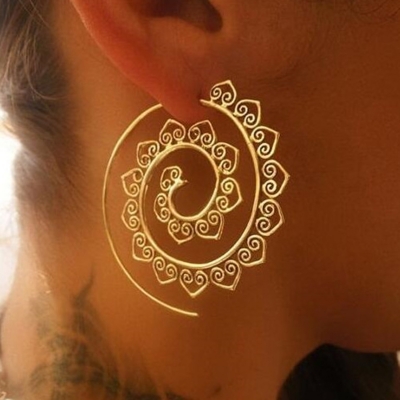 Casual Alloy Oval Circle Helical Vintage Earrings